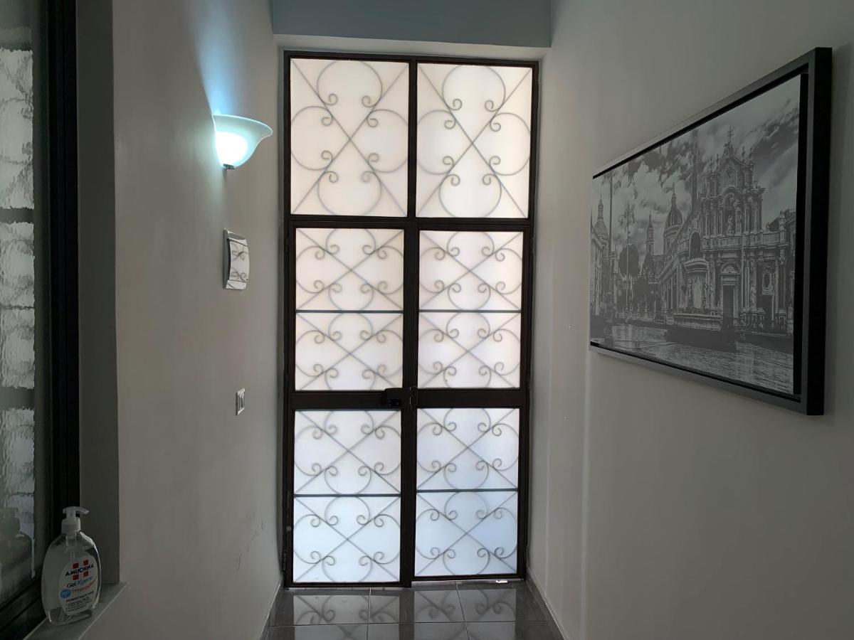 Mita Apartments Catánia Buitenkant foto